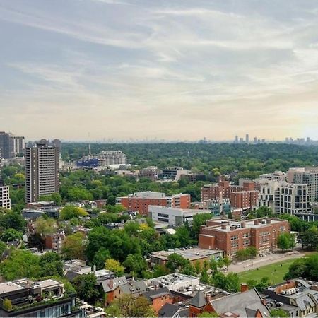 Luxury 2-Bedroom Apartment In Yorkville With The Best City View In Downtown Торонто Екстер'єр фото