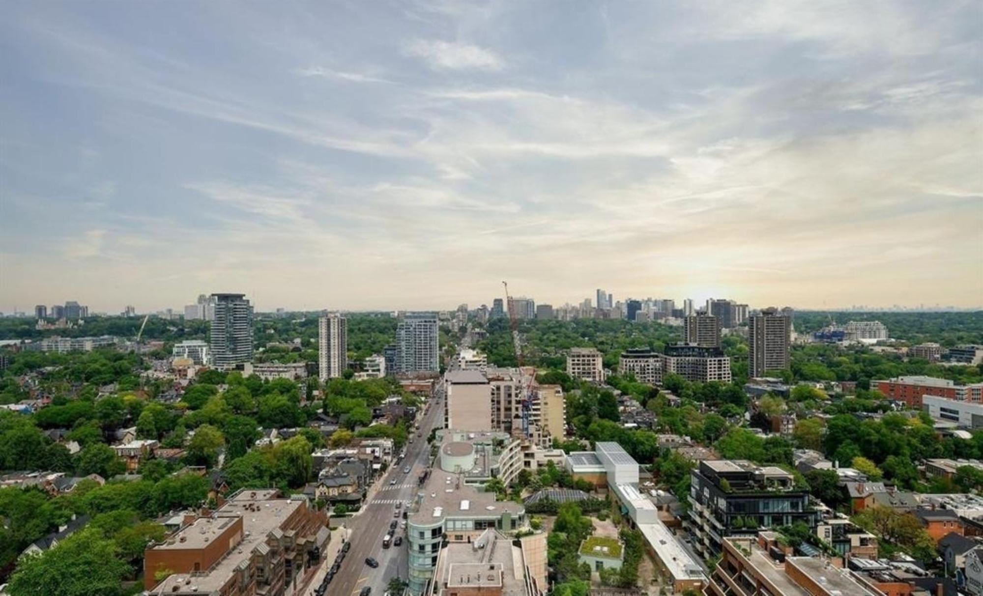 Luxury 2-Bedroom Apartment In Yorkville With The Best City View In Downtown Торонто Екстер'єр фото