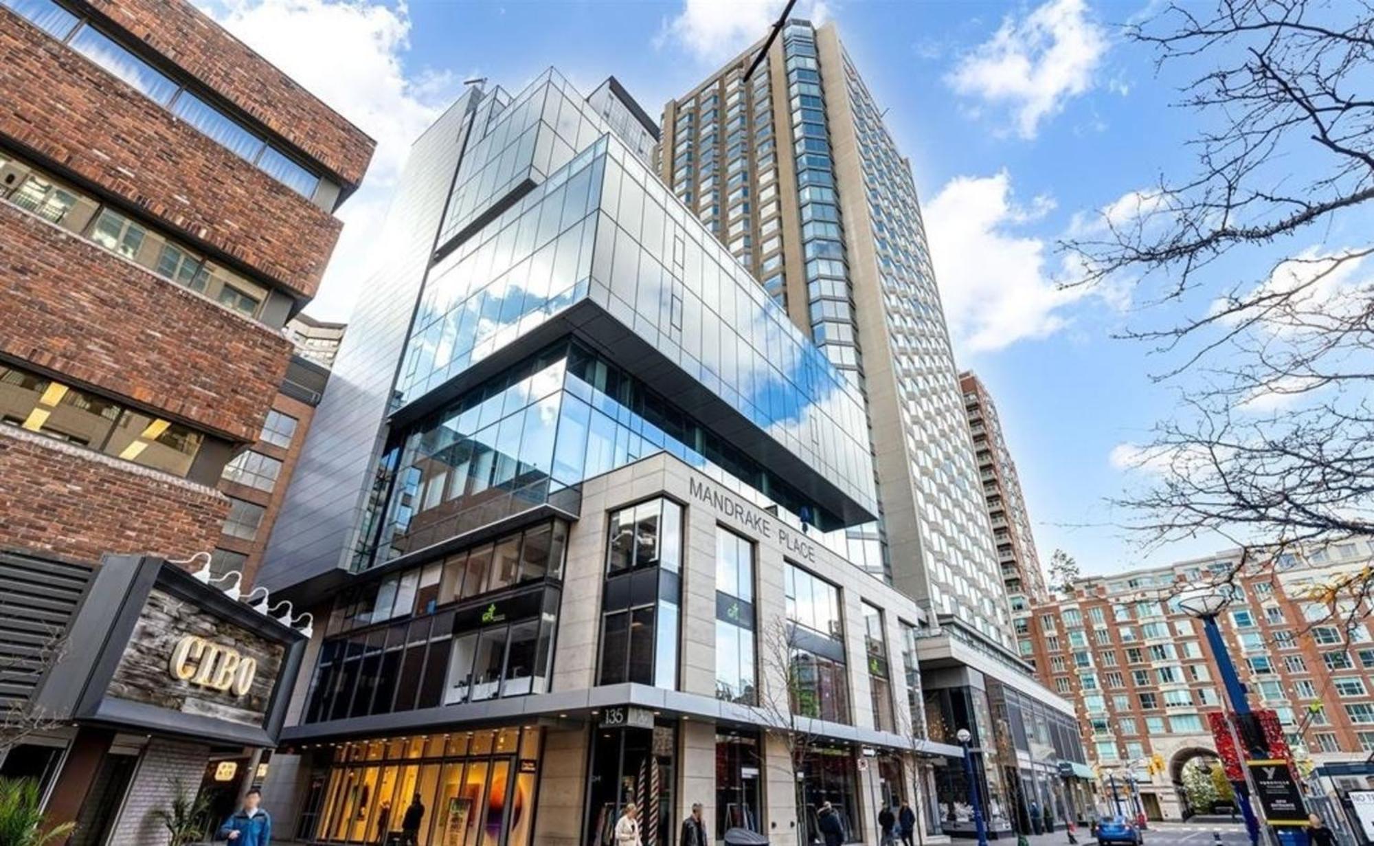 Luxury 2-Bedroom Apartment In Yorkville With The Best City View In Downtown Торонто Екстер'єр фото